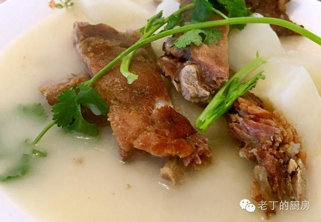 臘排骨燉蘿卜的做法大全（燉臘排骨蘿卜湯的正確方法）(1)